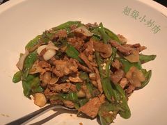菜籽油炒超级小炒肉-老湘村·湖南土菜(天河维多利店)