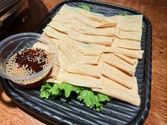凉拌现做豆油皮-鱼头泡饭·湖北菜·非物质文化遗产(岳家嘴总店)