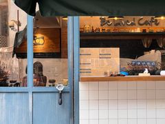 -Be Lived Cafe比例咖啡(摩天轮店)