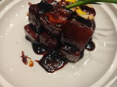 -白玉兰酒店(上海田子坊马当路地铁站店)