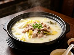 -老来福·非遗酸汤兔(凯旋路店)