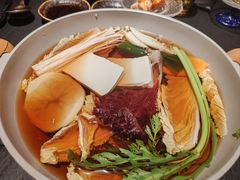 -蟹犇前•帝王蟹雪蟹(陆家嘴店)