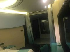 -希岸酒店(苏州石路地铁站山塘街古城之巅景区店)