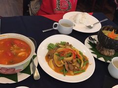 -Neary Khmer Restaurant