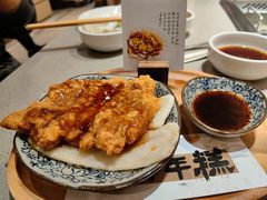-海底捞火锅(新松江路生日主题店)