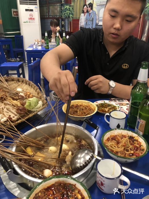 马路边边串串香(大成路店)图片