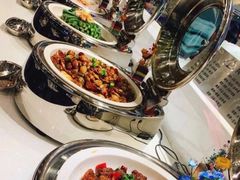 -圣罗巴甄选自助(麦凯乐店)