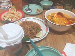 -迷你椰·泰式大排档(湖州衣裳街店)