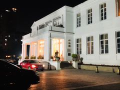 -南京双门楼宾馆(盐仓桥地铁站阅江楼店)