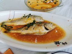 清蒸大黄鱼-碧海银沙海鲜餐厅(恒大海上威尼斯店)