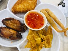 滋味小食拼盘-喜莲咖啡