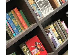 -钟书阁(松江泰晤士小镇店)