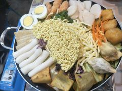 韩式芝士火锅-欧巴来了韩式料理