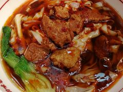 -呷佬·长沙手工米粉(金沙江路店)