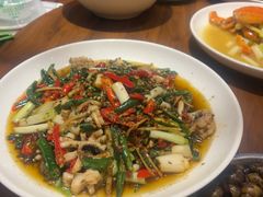 -辣螃铠盆盆蟹大排档(海昌店)