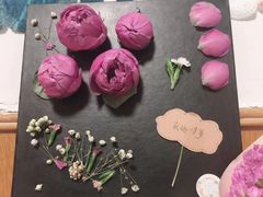 -小苍兰风铃草·礼物蛋糕(沈阳店)