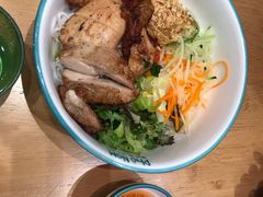 香茅烤鸡扒捞檬粉-越小品·越南餐厅(万科里店)