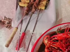-海盗船. 龙虾烧烤. 酒馆