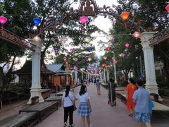 -东南亚风情赶摆街夜市