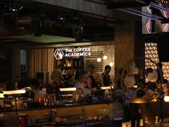 -The ROOF (通盈中心店)