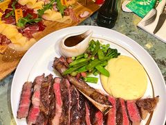 -普朗姆生蚝牛排馆 The Plump Oyster(成都摩方购物中心店)