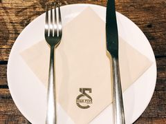 -HIGH FIVE哈福手工汉堡(桂林路店)