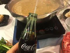 -鲜入围煮花胶鸡海鲜火锅