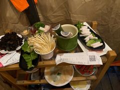 -二荆条·蜀鲜汇城市森林火锅