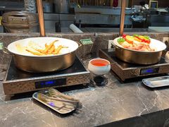 -金马门国际美食百汇(珞喻路店)