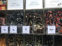 -VENCHI 闻绮(北京国贸商城店)