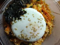 -拌来拌去石鍋拌飯(文鼎店)