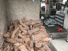 -满記土窑烧鷄波浪山莊