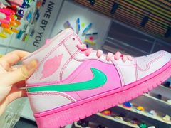 -NIKE品牌体验店(南京东路店)