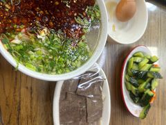 -陇上全荟兰州传统牛肉面(延吉路店)