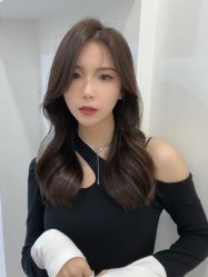 -丝语萱形象