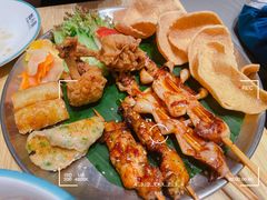 越南小吃拼盘-越小品·越南餐厅(布吉万象汇店)
