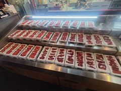 -罗二娘·鲜切牛自助火锅(罗湖东门步行街店)
