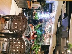 米饭自打-舌尖上的食缘花园主题餐厅