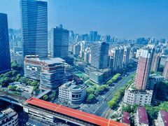 -上海龙之梦万丽酒店