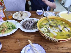 -溢心园香河肉饼总店