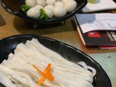 -左庭右院鲜牛肉火锅(金山万达店)