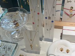 -LADY FAFA(巨鹿路陕西南路路口店)