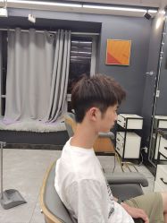 -藤野造型烫发染发