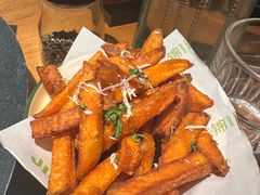 -JINNS锦时 steak&pizza(浸信会礼拜堂旧址店)
