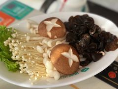 -四季缤纷椰子鸡(德思勤店)