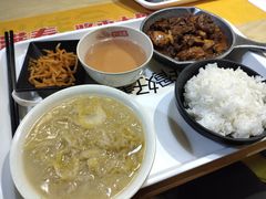 -香满春·酱香大骨饭(临河街店)