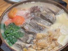 -一坐一忘云南菜(嘉里中心店)