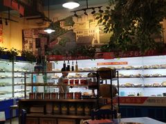 -马路边边串串香形象店(磐石路店)