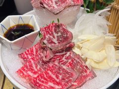 -山川小町·极番烧肉(新地假日广场店)