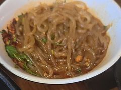 -万记麻辣烫国展总店